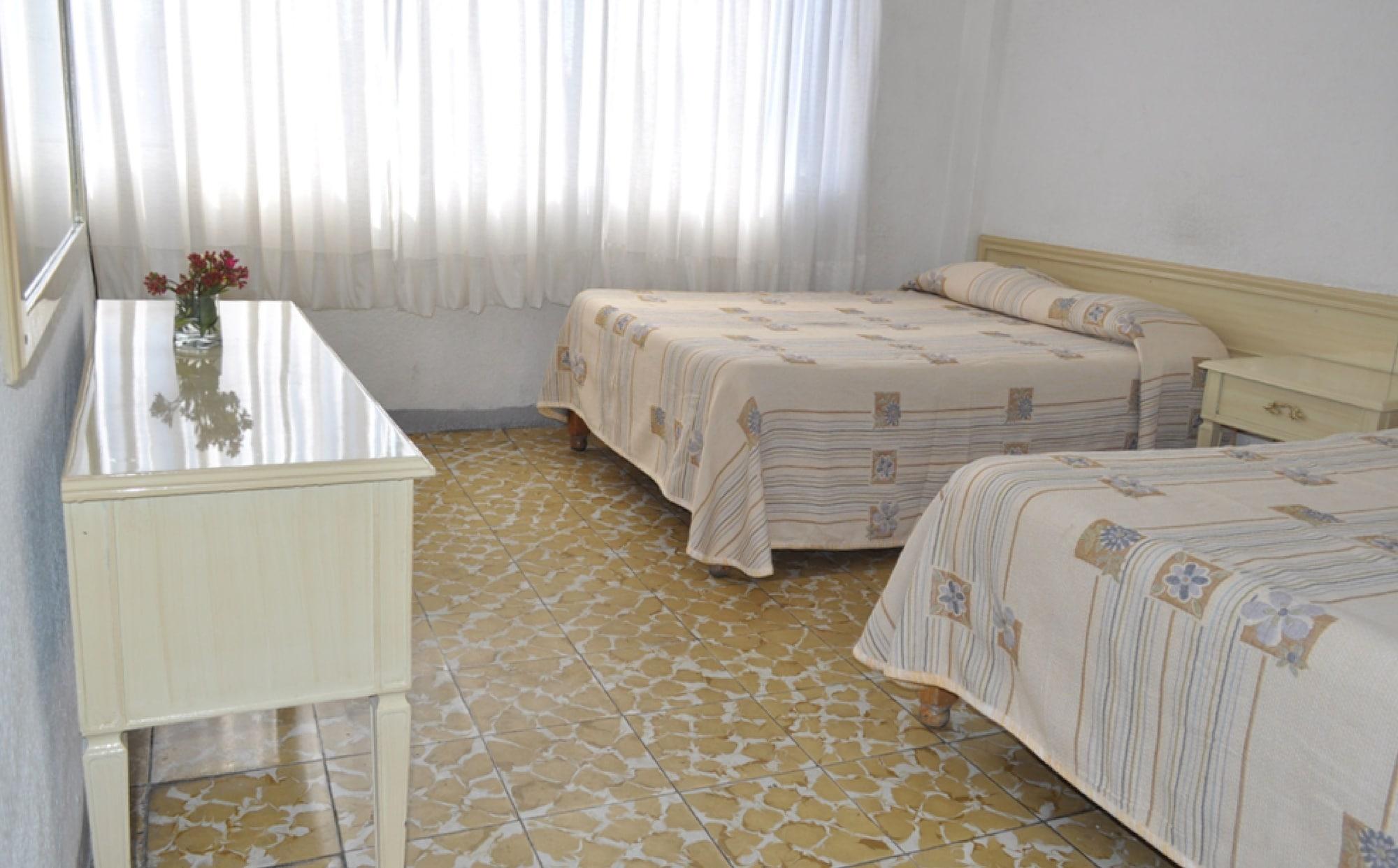 Hotel Viena Irapuato Kültér fotó